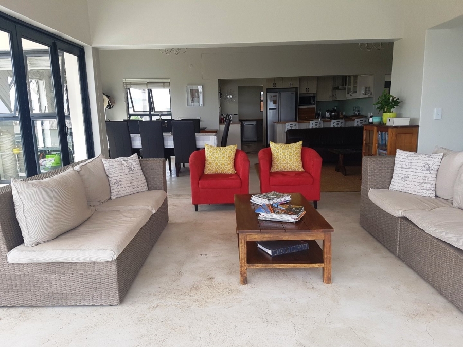 9 Bedroom Property for Sale in Olifantskop Western Cape